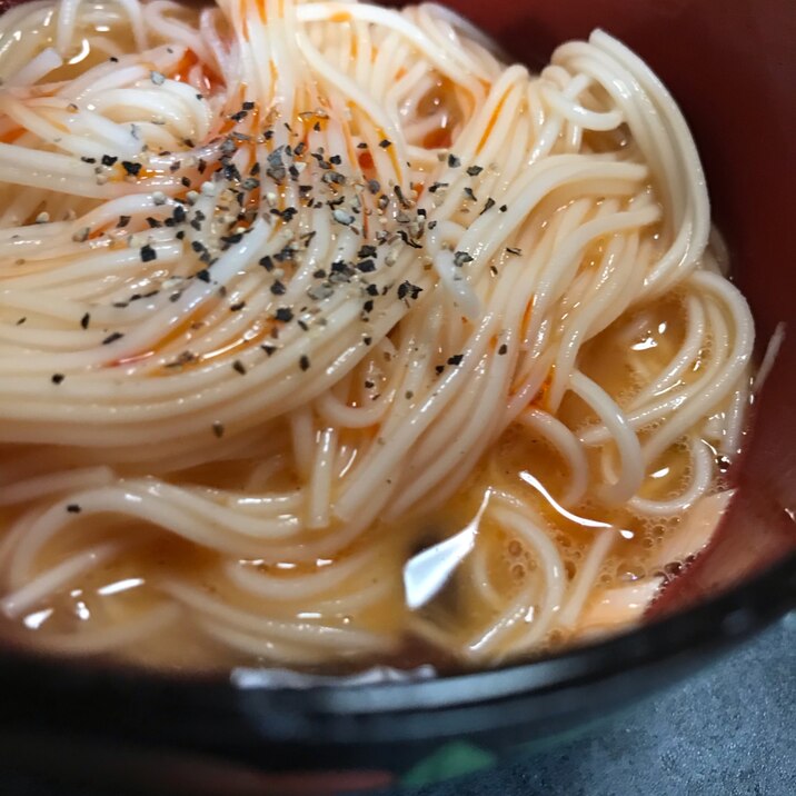 簡単ピリ辛生たまそうめんつゆ